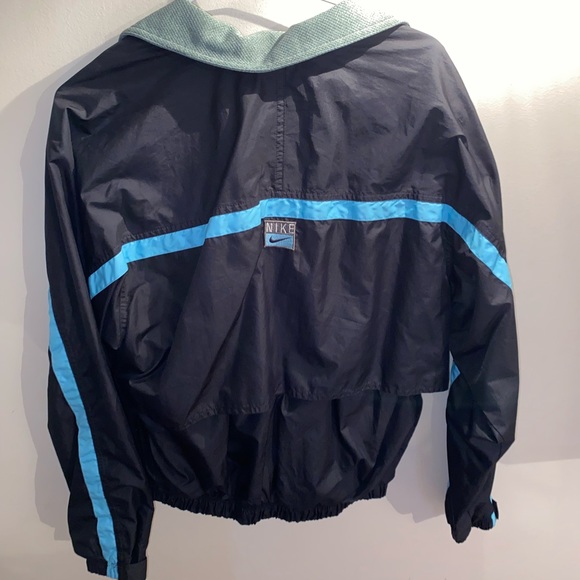NIKE VINTAGE wind breaker - Picture 2 of 4